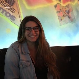 Meet your Posher, Amy